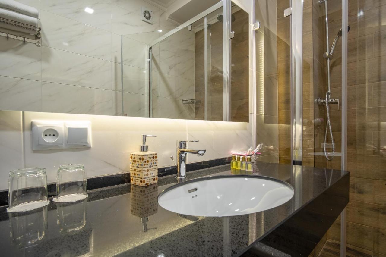 Boomerang Boutique Hotel Odessa Eksteriør billede